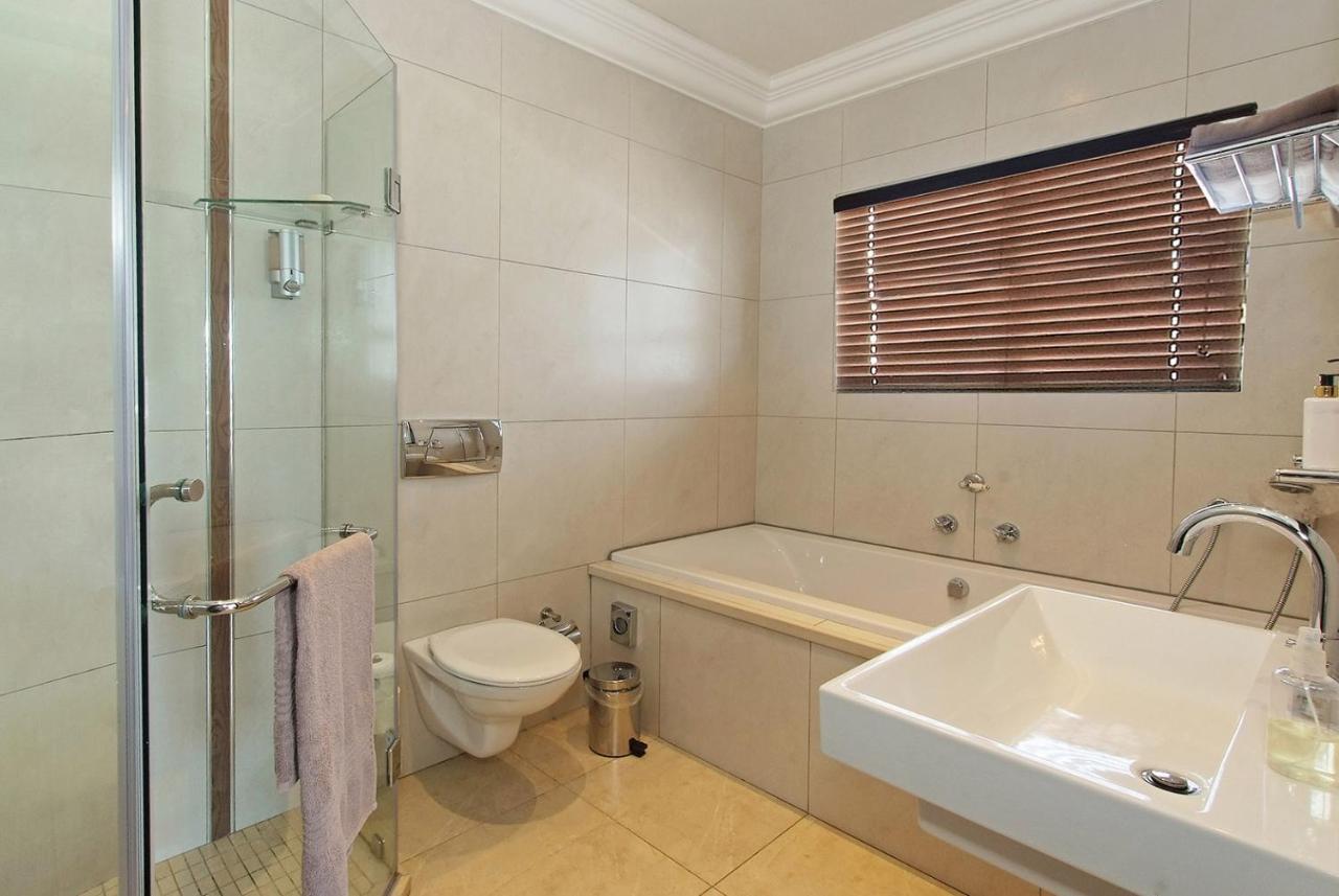 Ushaka Manor Guest House Durban Exterior foto