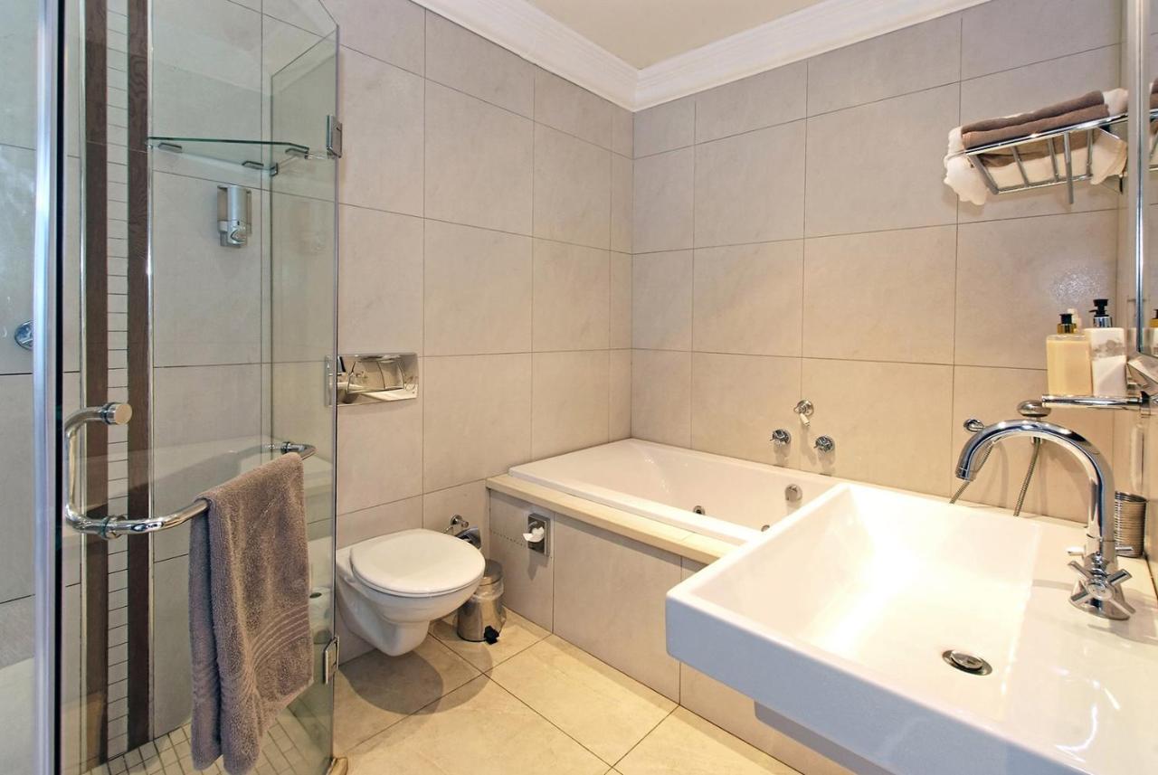 Ushaka Manor Guest House Durban Exterior foto